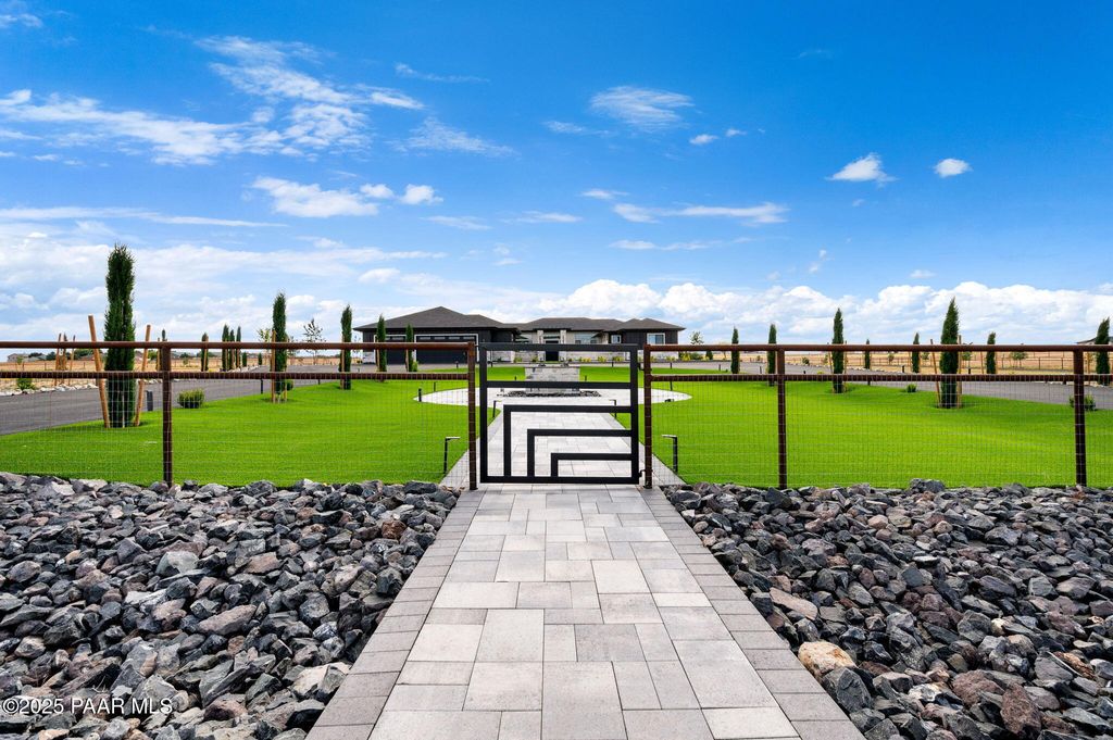 Photo of 6873 E Camden Lane, Prescott Valley, AZ 86315 (MLS # 1077201)