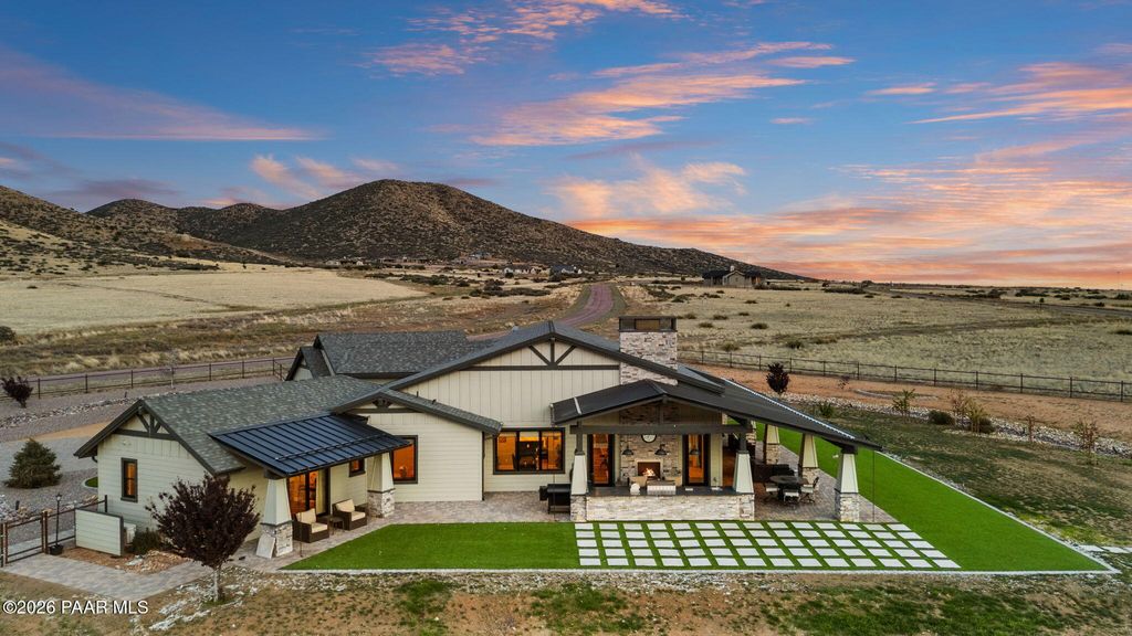 Photo of 10575 E Desert Winds Way, Prescott Valley, AZ 86315 (MLS # 1081143)