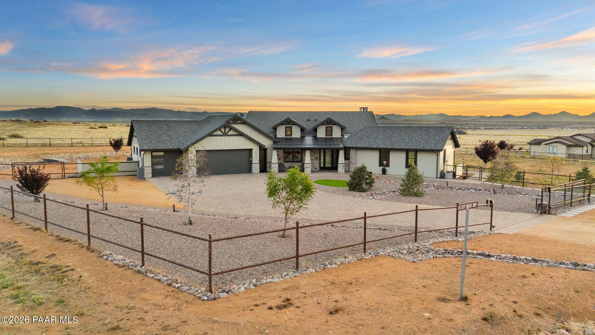 10575 E Desert Winds Way