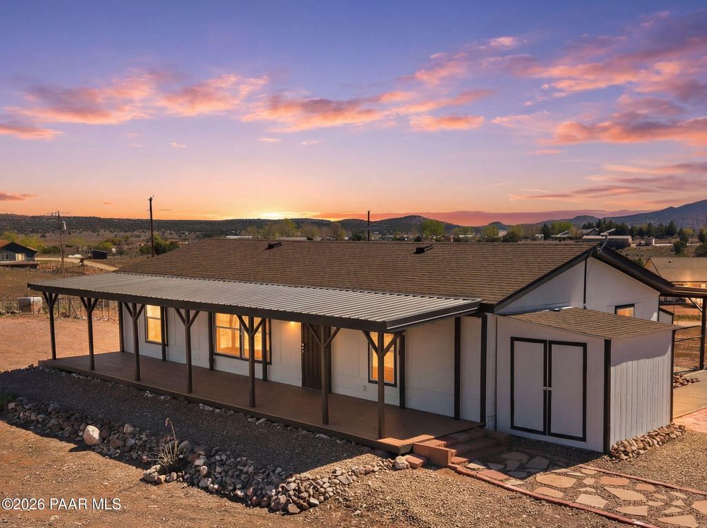Photo of 22340 N Sunny Lane, Paulden, AZ 86334 (MLS # 1081568)