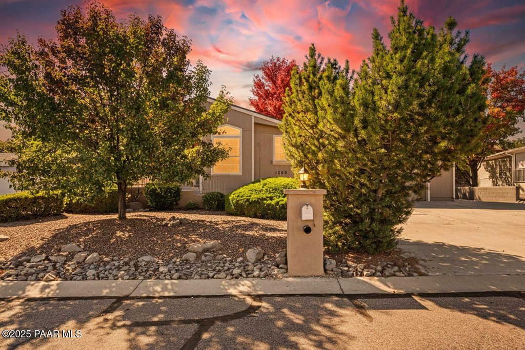 Photo of 1889 Sarafina Drive, Prescott, AZ 86301 (MLS # 1077548)