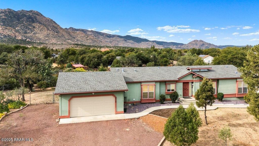 Photo of 7710 N Wildoaks Drive, Prescott, AZ 86305 (MLS # 1076951)