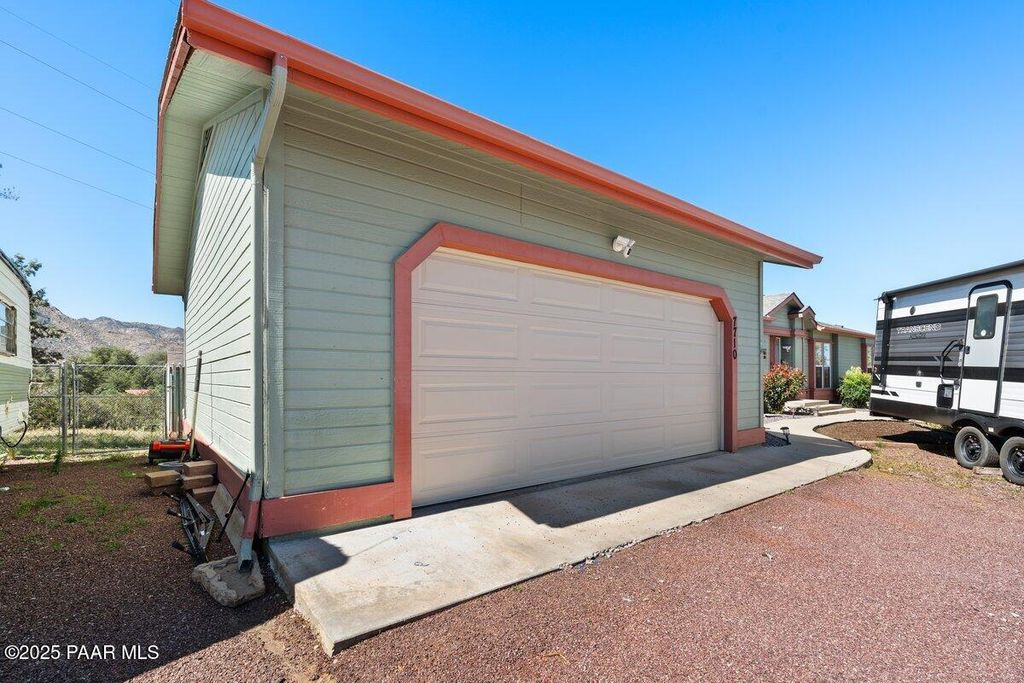 Photo of 7710 N Wildoaks Drive, Prescott, AZ 86305 (MLS # 1076951)