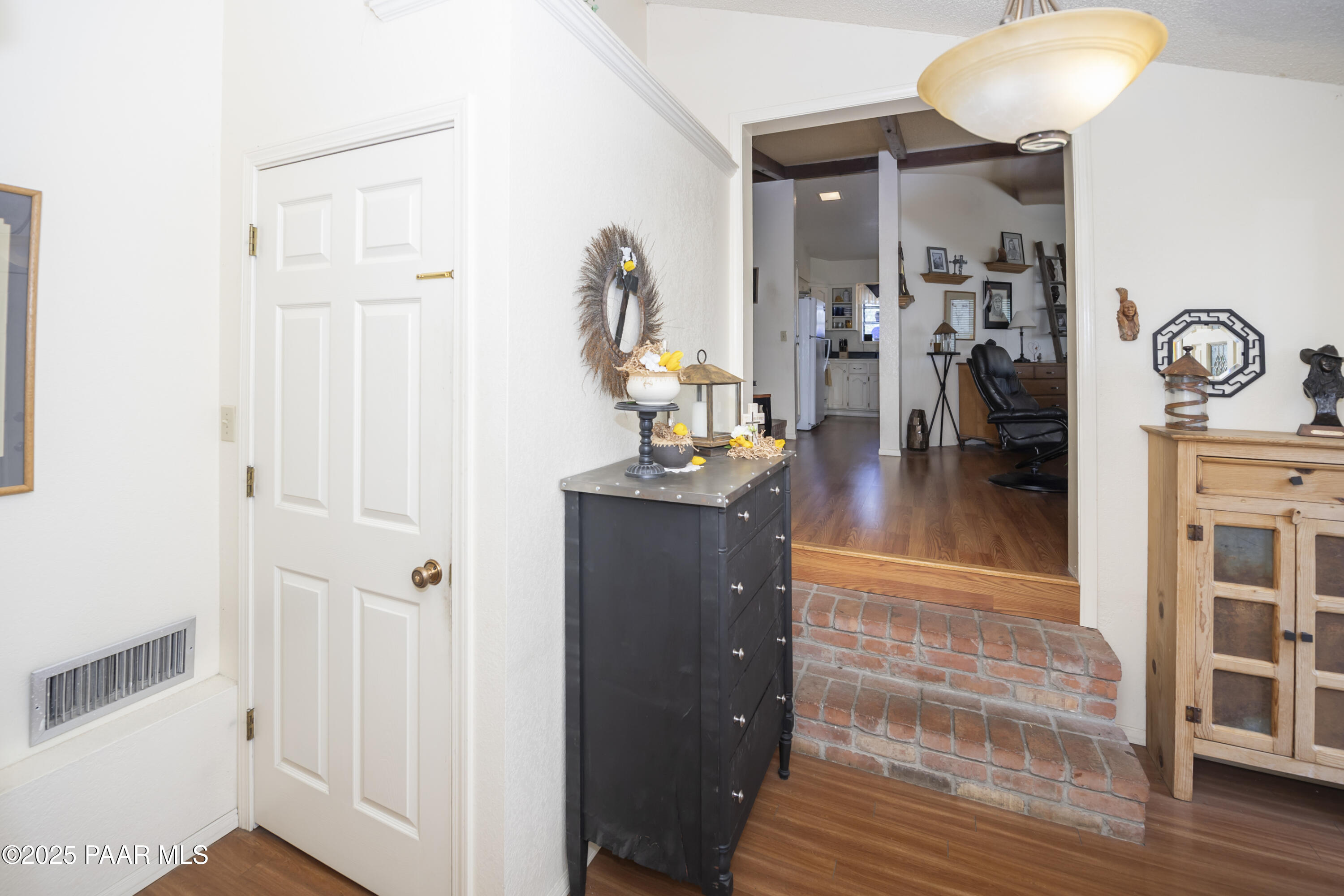 636 S Bear Claw