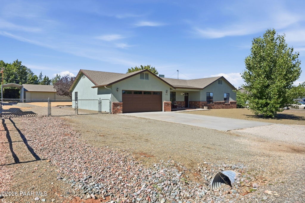 Photo of 3450 N Pleasant View Drive, Prescott Valley, AZ 86314 (MLS # 1085725)