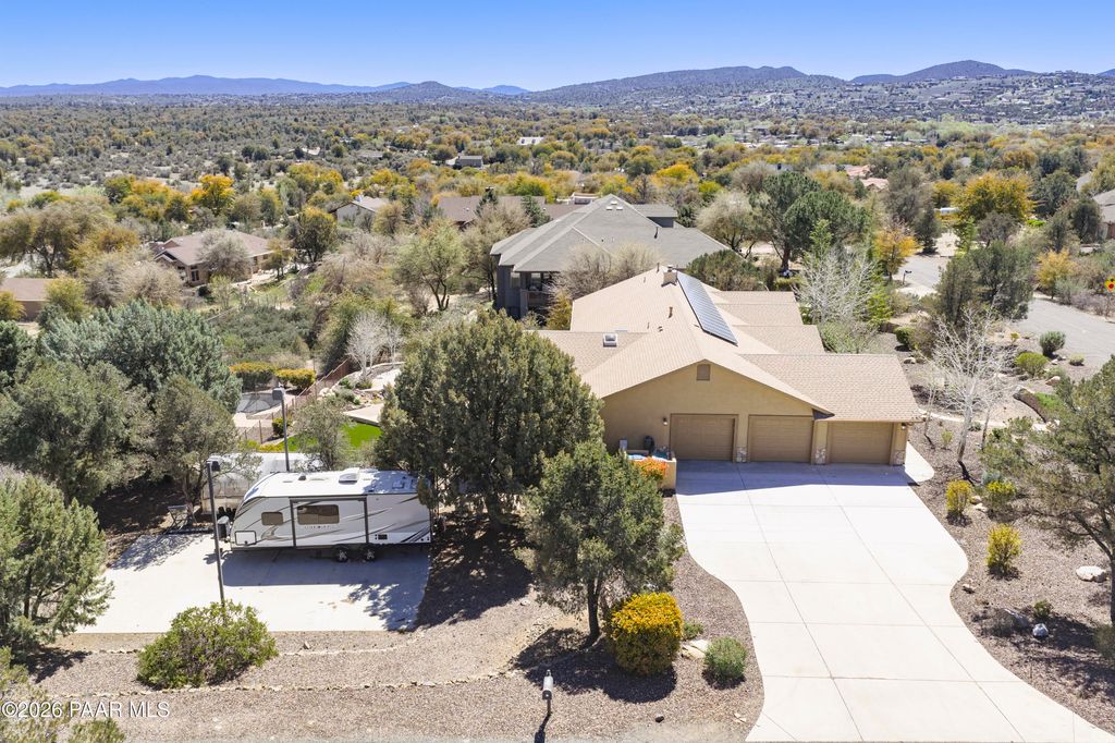 Photo of 7945 N Shadyoaks Drive, Prescott, AZ 86305 (MLS # 1080626)