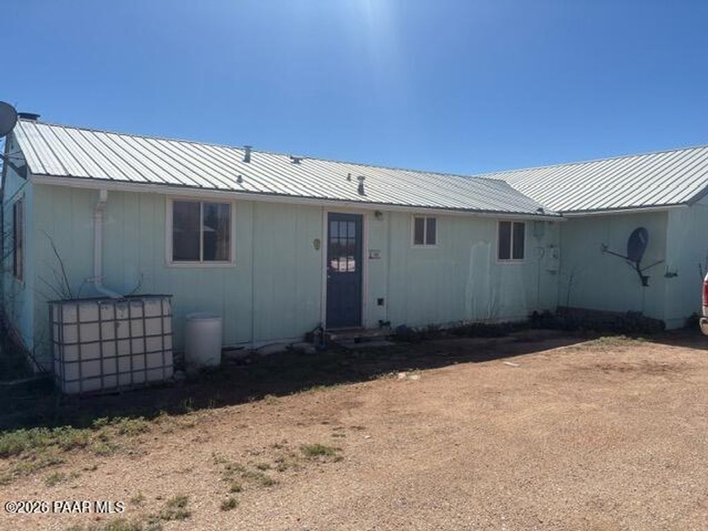 Photo of 12 Nelson Canyon Road, Seligman, AZ 86337 (MLS # 1080799)