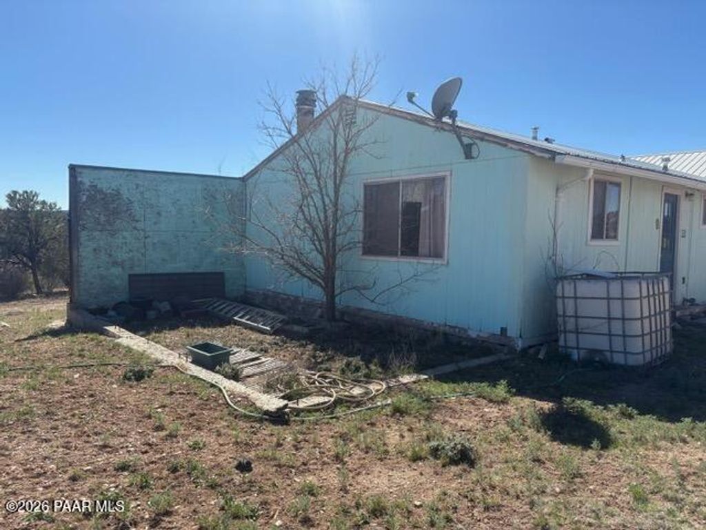 Photo of 12 Nelson Canyon Road, Seligman, AZ 86337 (MLS # 1080799)