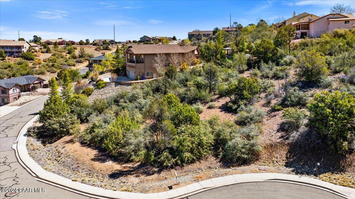 377 Trailwood Drive