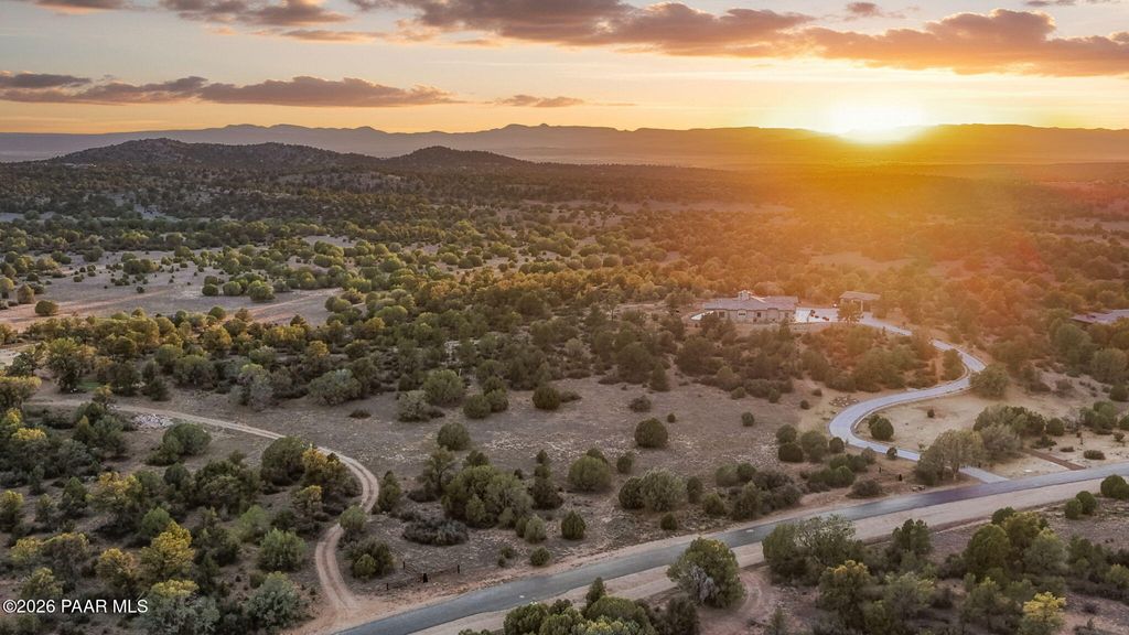 Photo of 4985 W Sterling Ranch Road, Prescott, AZ 86305 (MLS # 1083453)