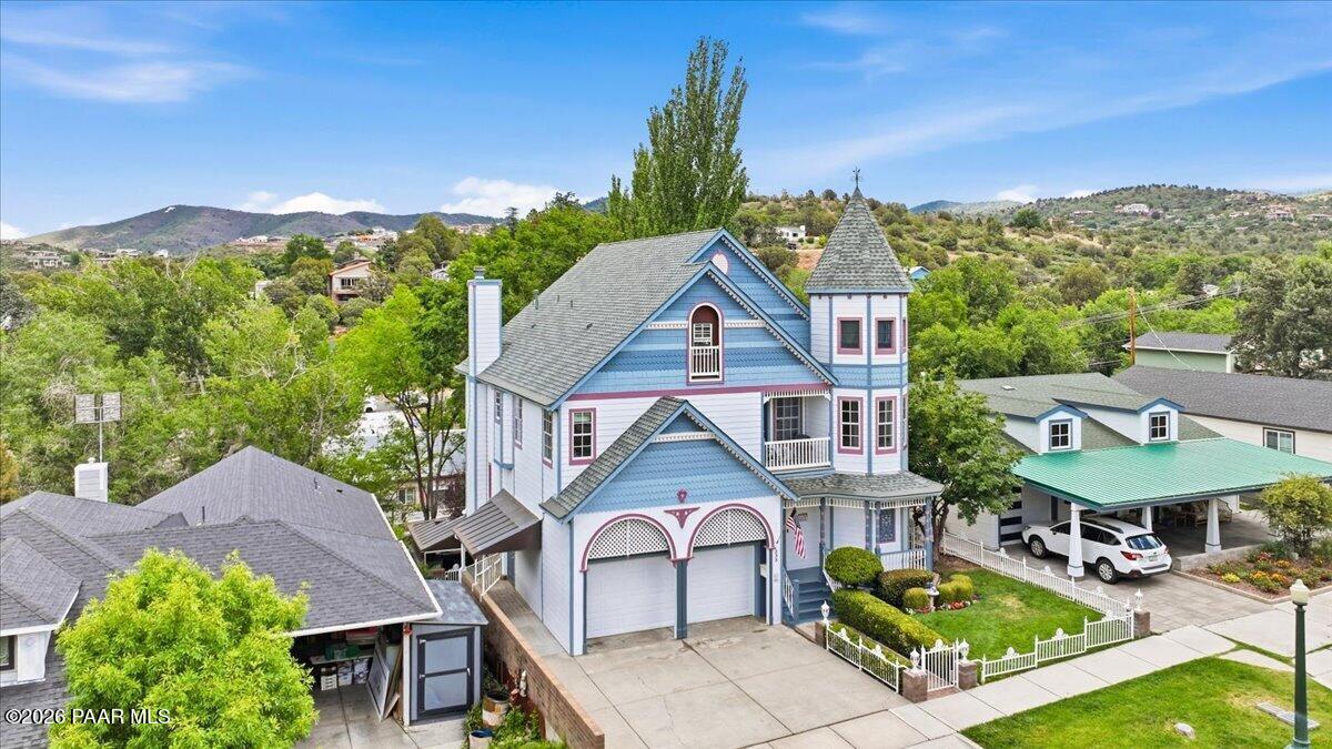 233 S Mount Vernon Avenue