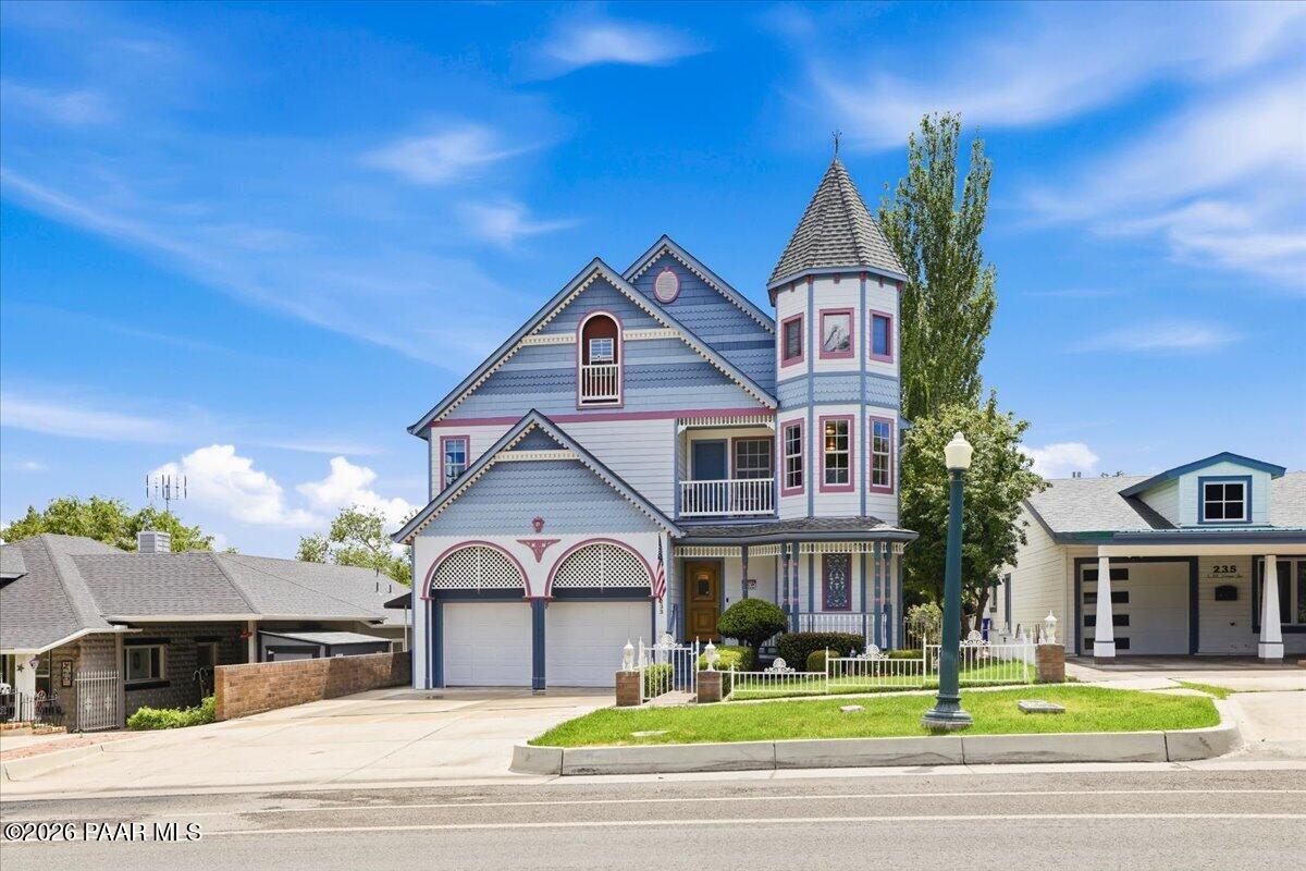 233 S Mount Vernon Avenue