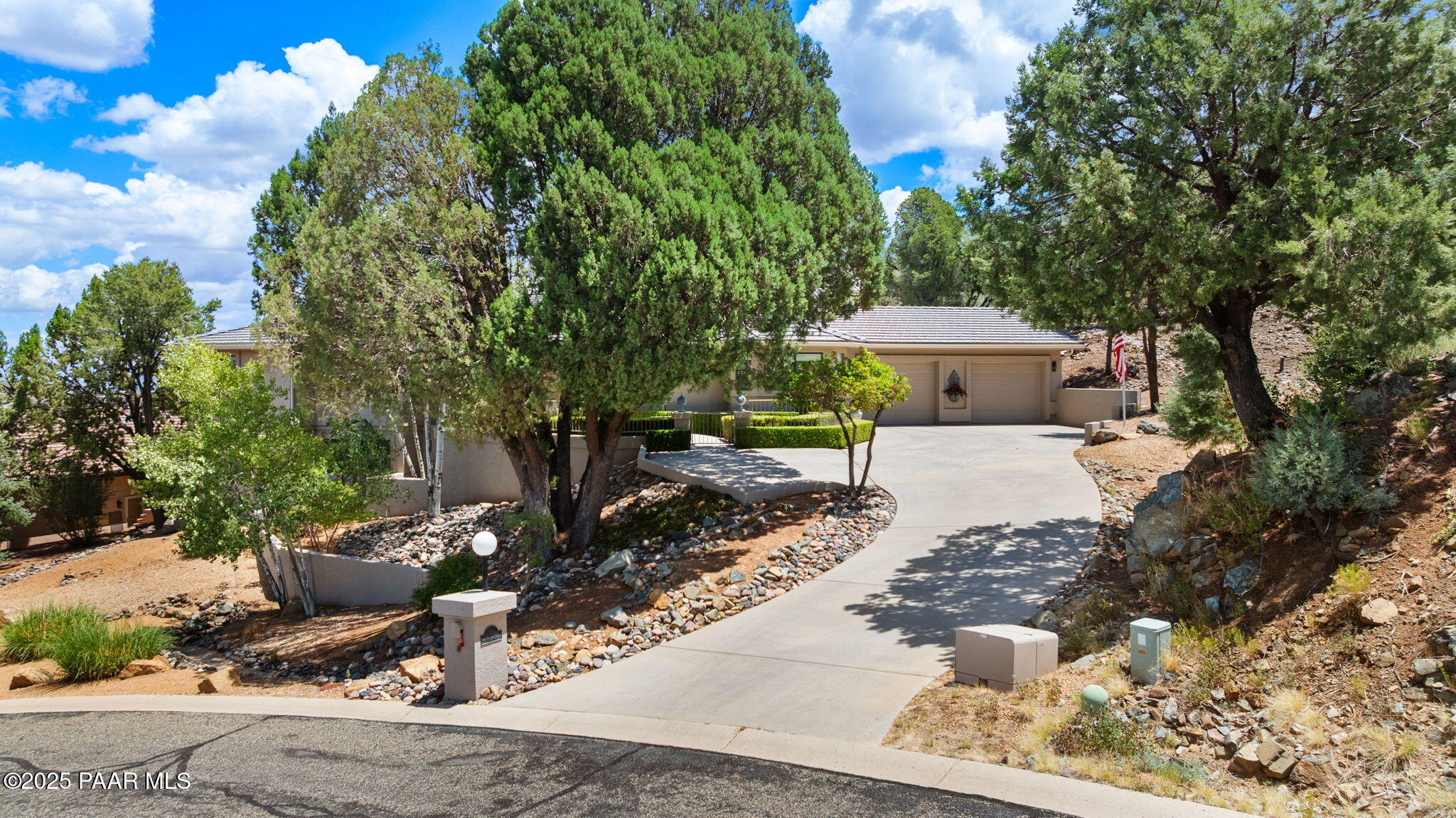 315 Fox Hollow Circle