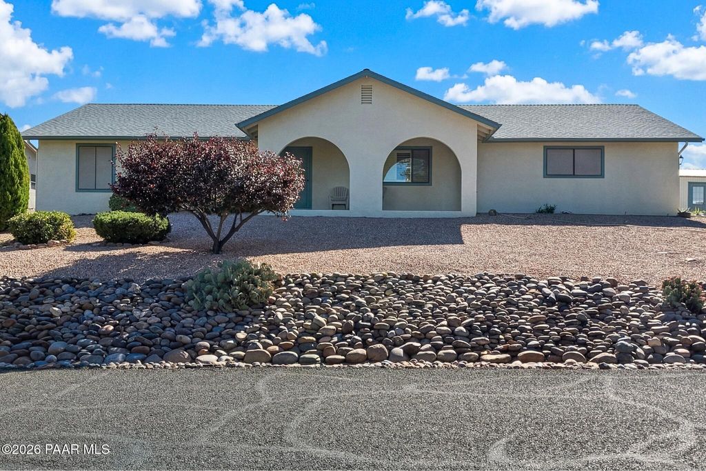 Photo of 11159 Pima Road, Dewey-Humboldt, AZ 86327 (MLS # 1081102)