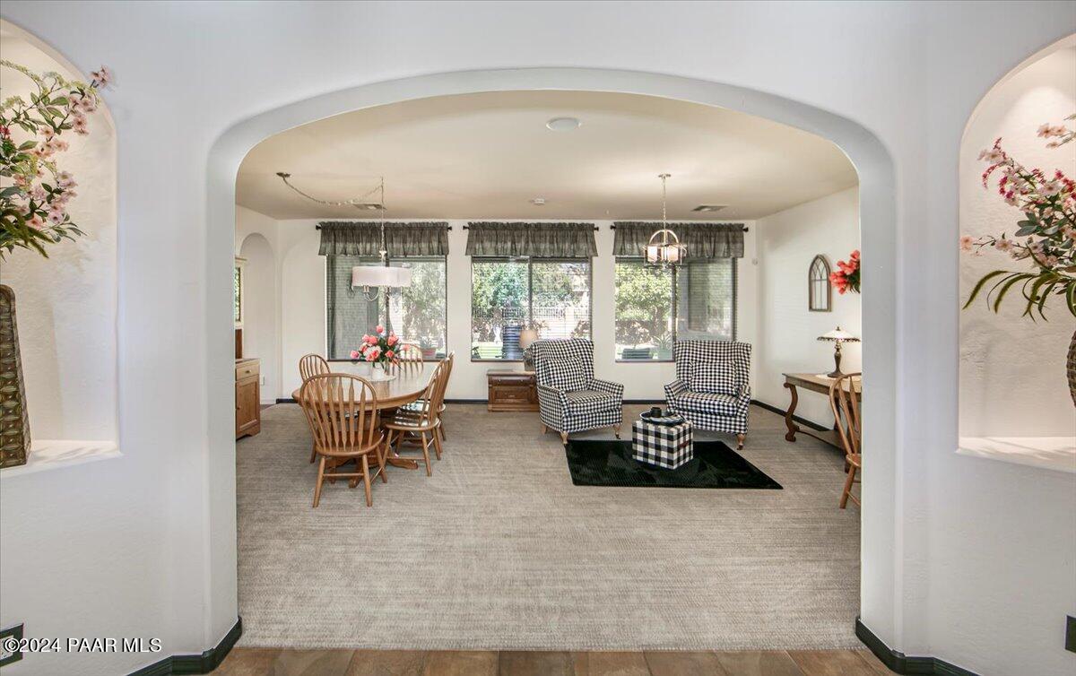 1556 Bainbridge Lane