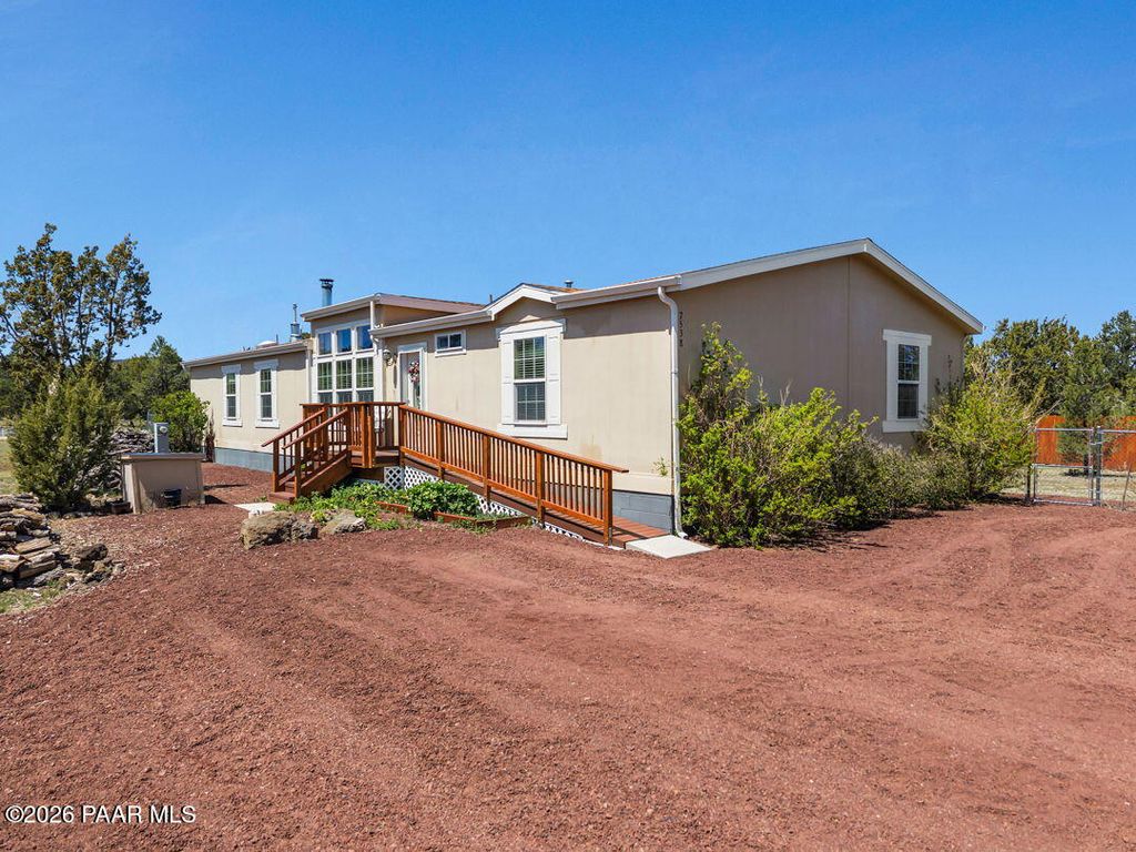 Photo of 7538 N Iron Buffalo Road, Williams, AZ 86046 (MLS # 1082191)