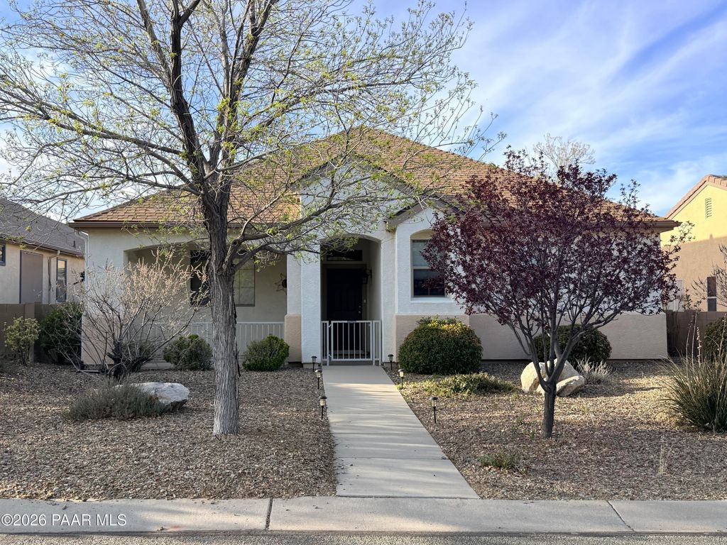 Photo of 7912 E Crimsonfire Road, Prescott Valley, AZ 86314 (MLS # 1080681)