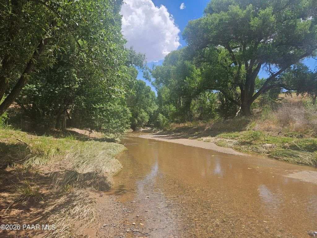 Photo of 0 E Winding View Drive, Dewey-Humboldt, AZ 86329 (MLS # 1082956)