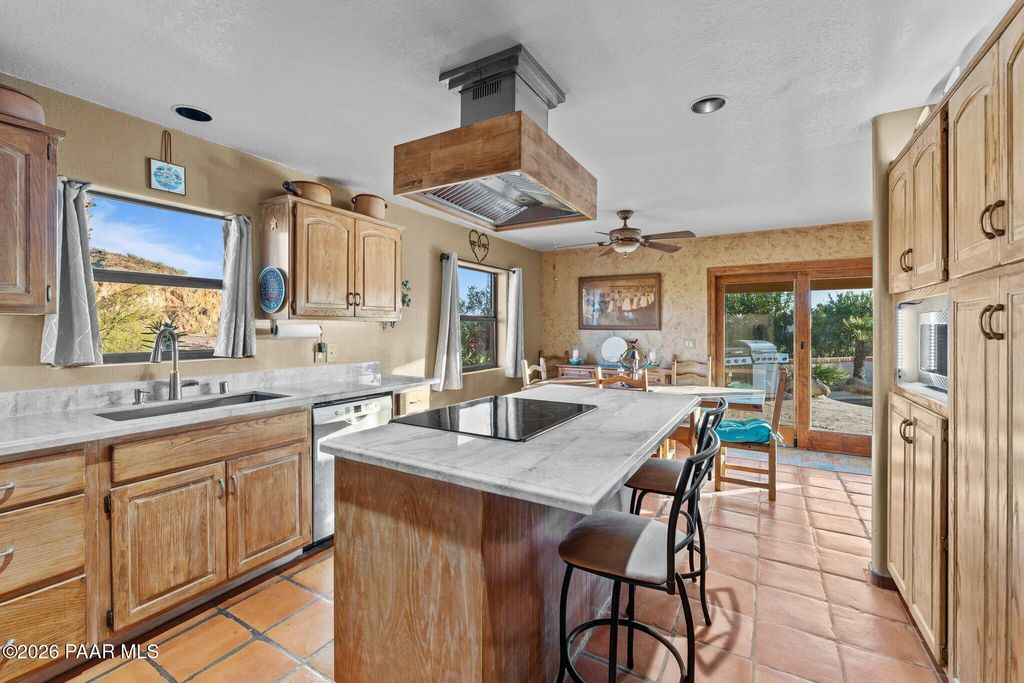 Photo of 51829 N 295th Avenue, Wickenburg, AZ 85390 (MLS # 1080361)