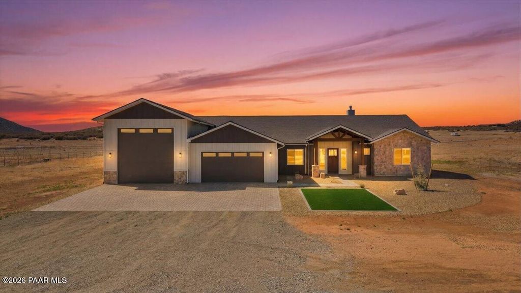 Photo of 9794 N Constellation Court, Prescott Valley, AZ 86315 (MLS # 1080315)