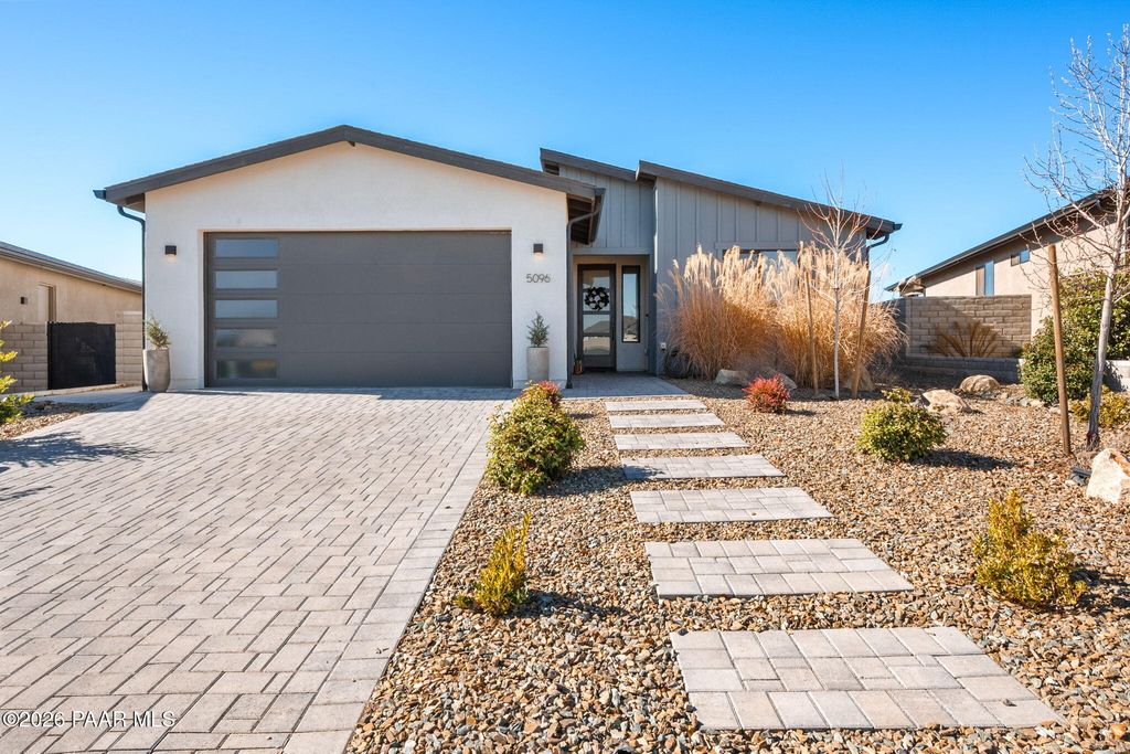 Photo of 5096 N Atwood Court, Prescott Valley, AZ 86314 (MLS # 1078957)