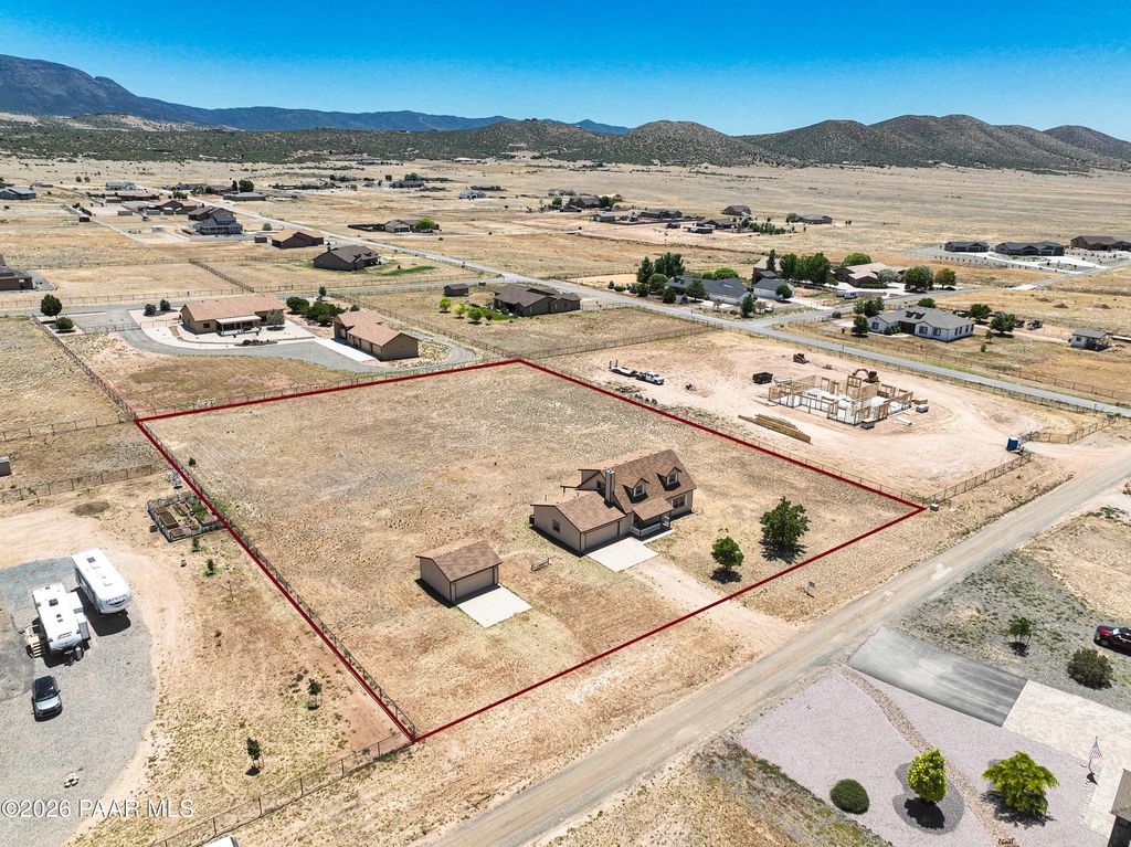 Photo of 11305 N Retriever Lane, Prescott Valley, AZ 86315 (MLS # 1078480)