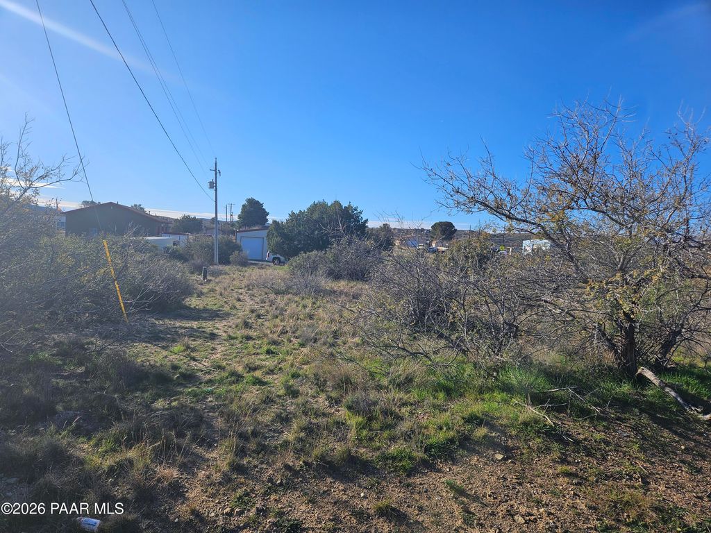 Photo of 16205 S Cordes Lakes Drive, Mayer, AZ 86333 (MLS # 1079067)