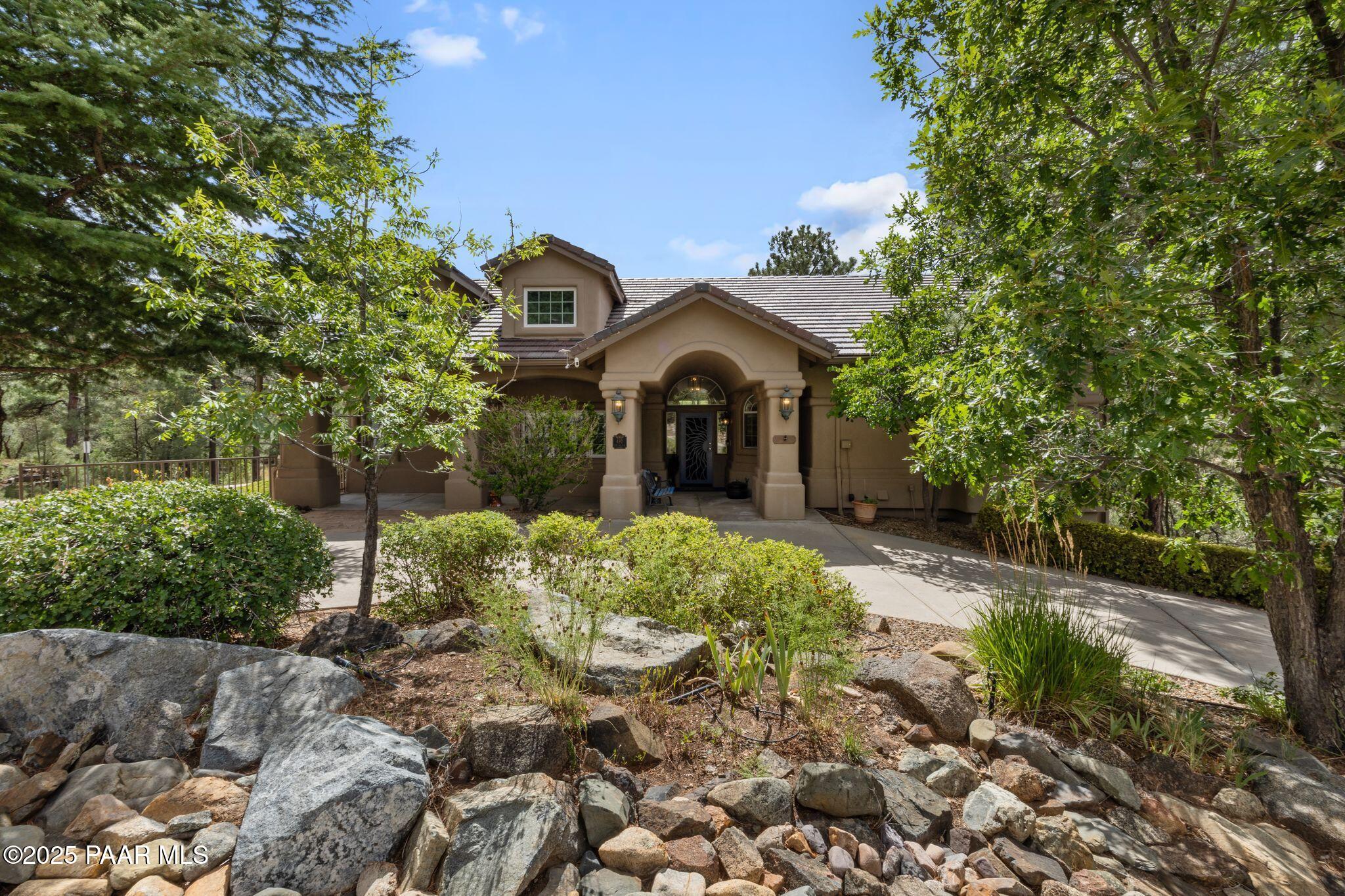 492 Fox Hollow Circle