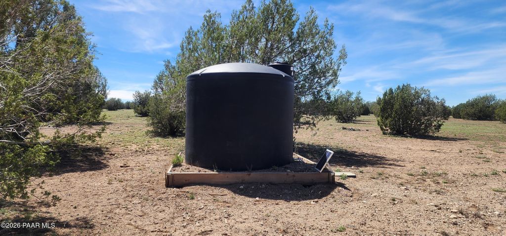 Photo of 00000 N Xxxxx Road, Ash Fork, AZ 86320 (MLS # 1080944)