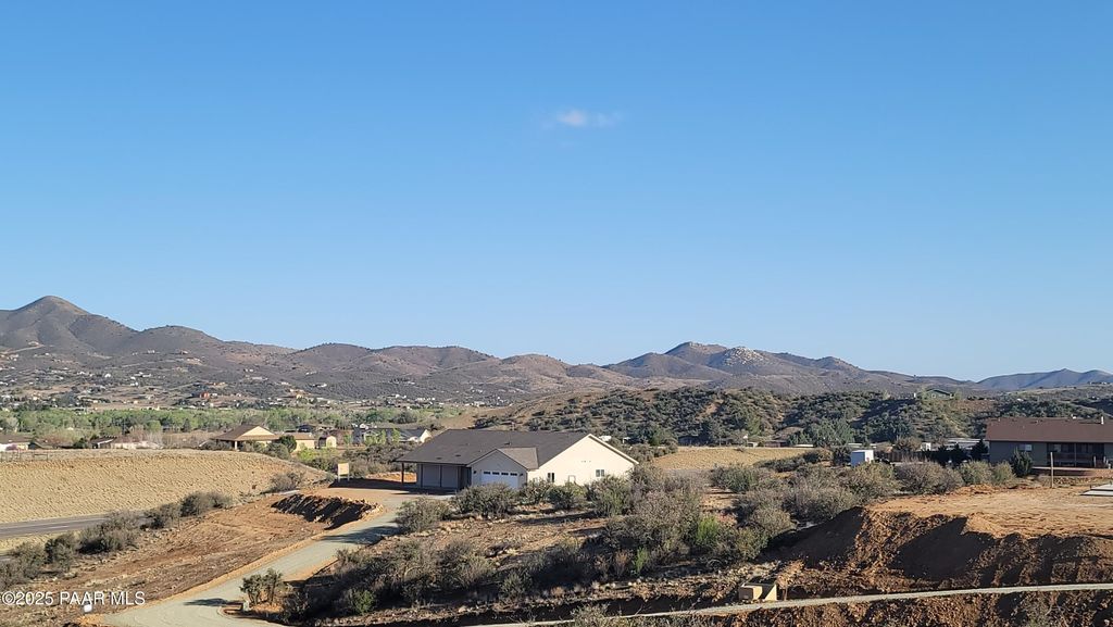 Photo of 12880 E Brody Trail, Dewey-Humboldt, AZ 86327 (MLS # 1078424)