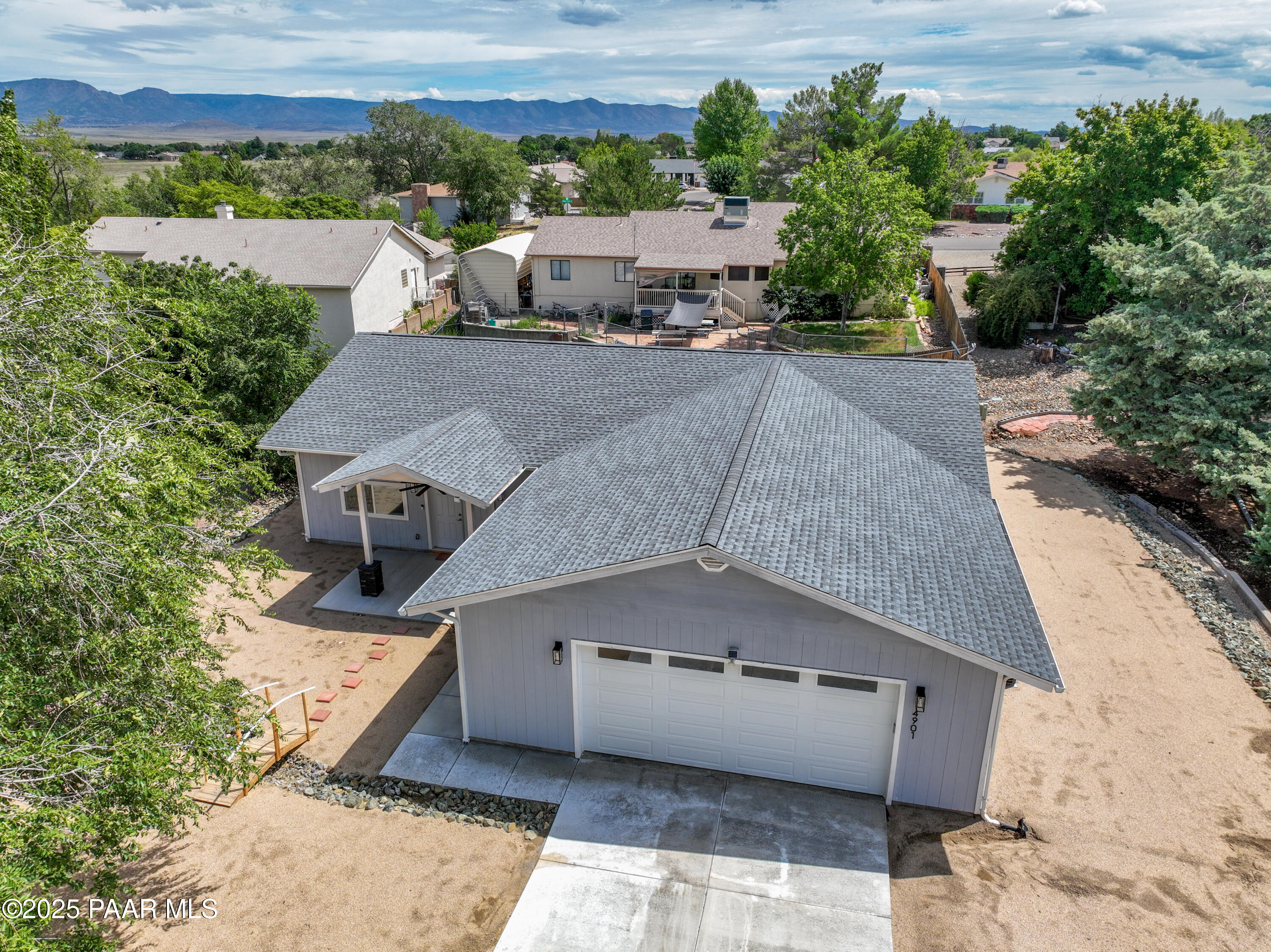 4901 N Treasure Circle