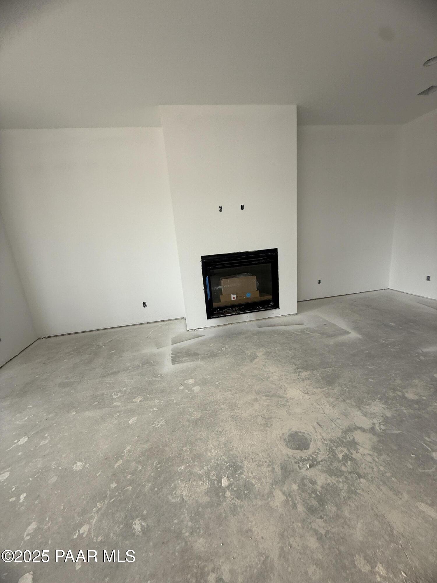 5677 E Blackburn Court