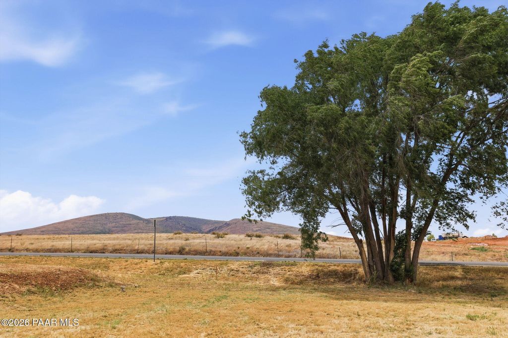 Photo of 4251 N Agua Fria Drive, Prescott Valley, AZ 86314 (MLS # 1081939)