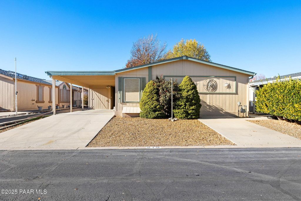 Photo of 652 Mesquite Tree Drive, Prescott Valley, AZ 86327 (MLS # 1078074)