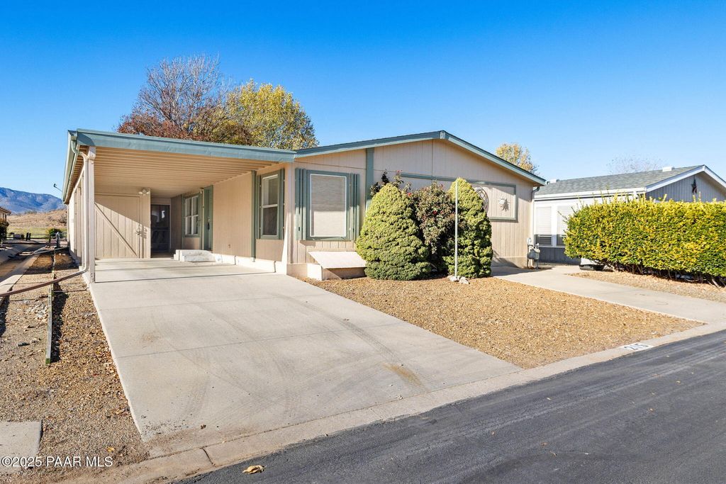Photo of 652 Mesquite Tree Drive, Prescott Valley, AZ 86327 (MLS # 1078074)