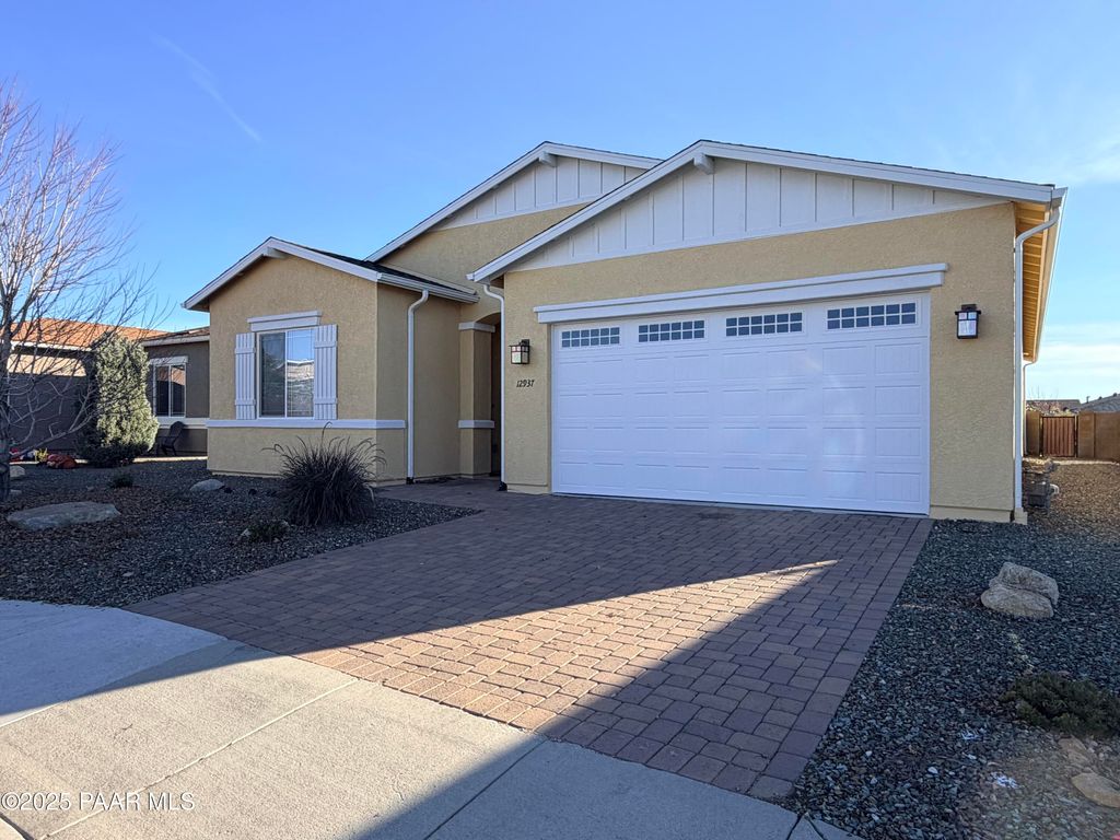 Photo of 12937 E Sandoval Street, Dewey-Humboldt, AZ 86327 (MLS # 1078188)
