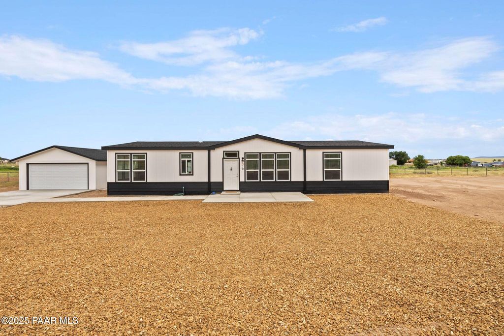 Photo of 7319 E Alexis Way, Prescott Valley, AZ 86315 (MLS # 1078427)