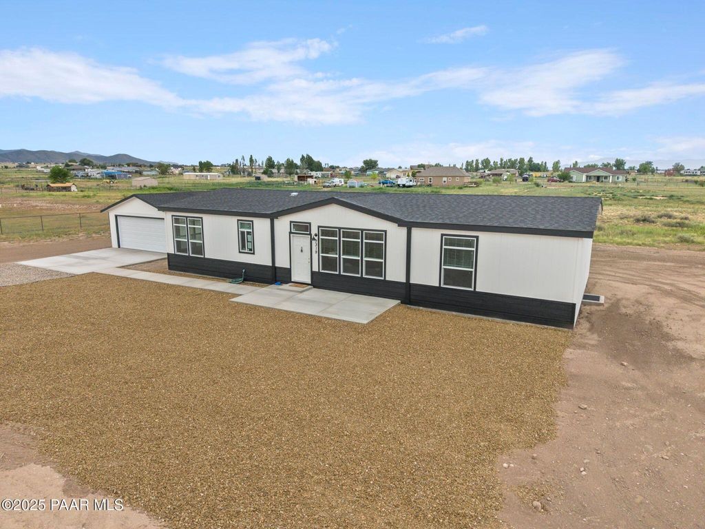 Photo of 7319 E Alexis Way, Prescott Valley, AZ 86315 (MLS # 1078427)