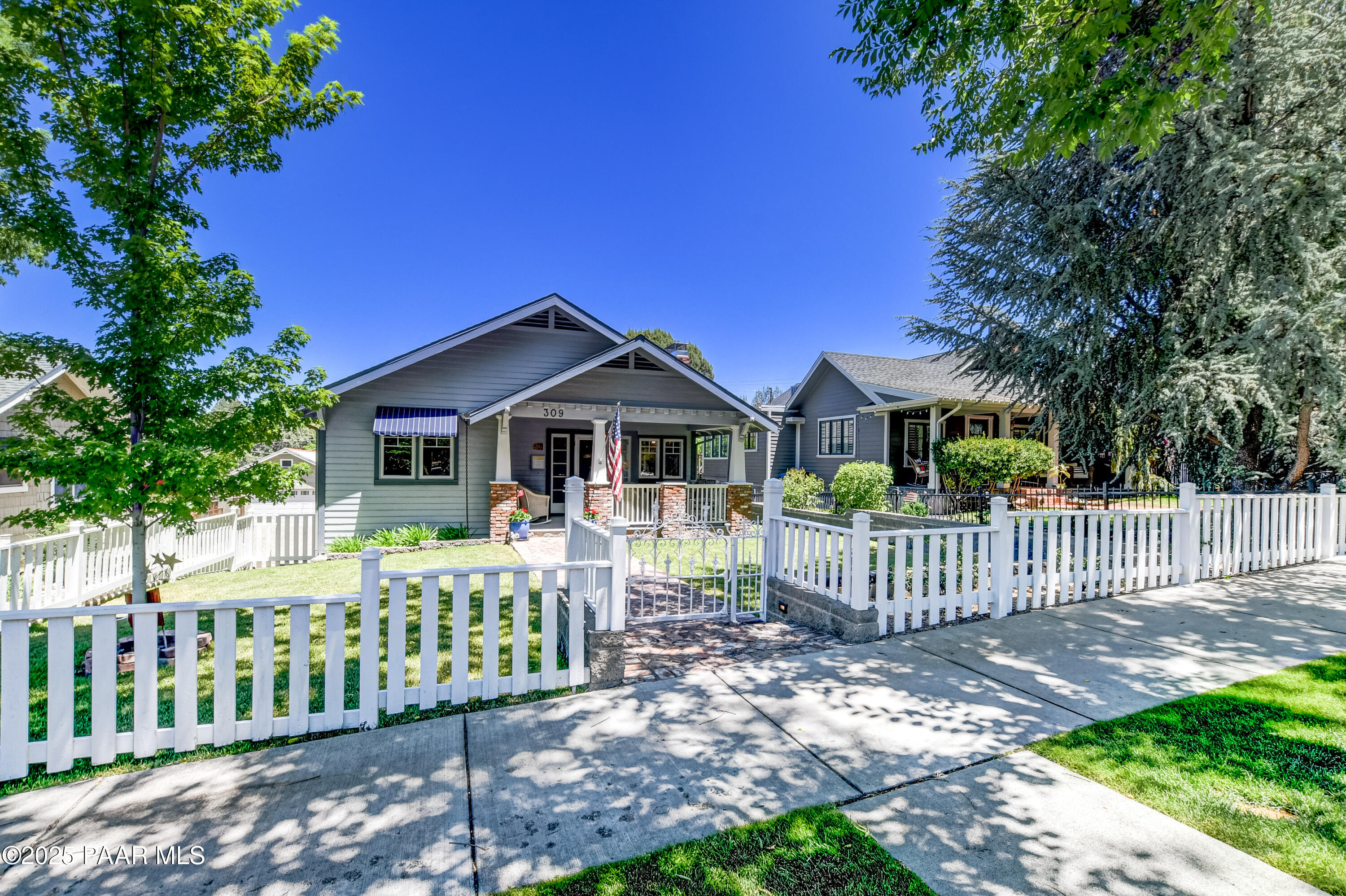 309 S Mount Vernon Avenue