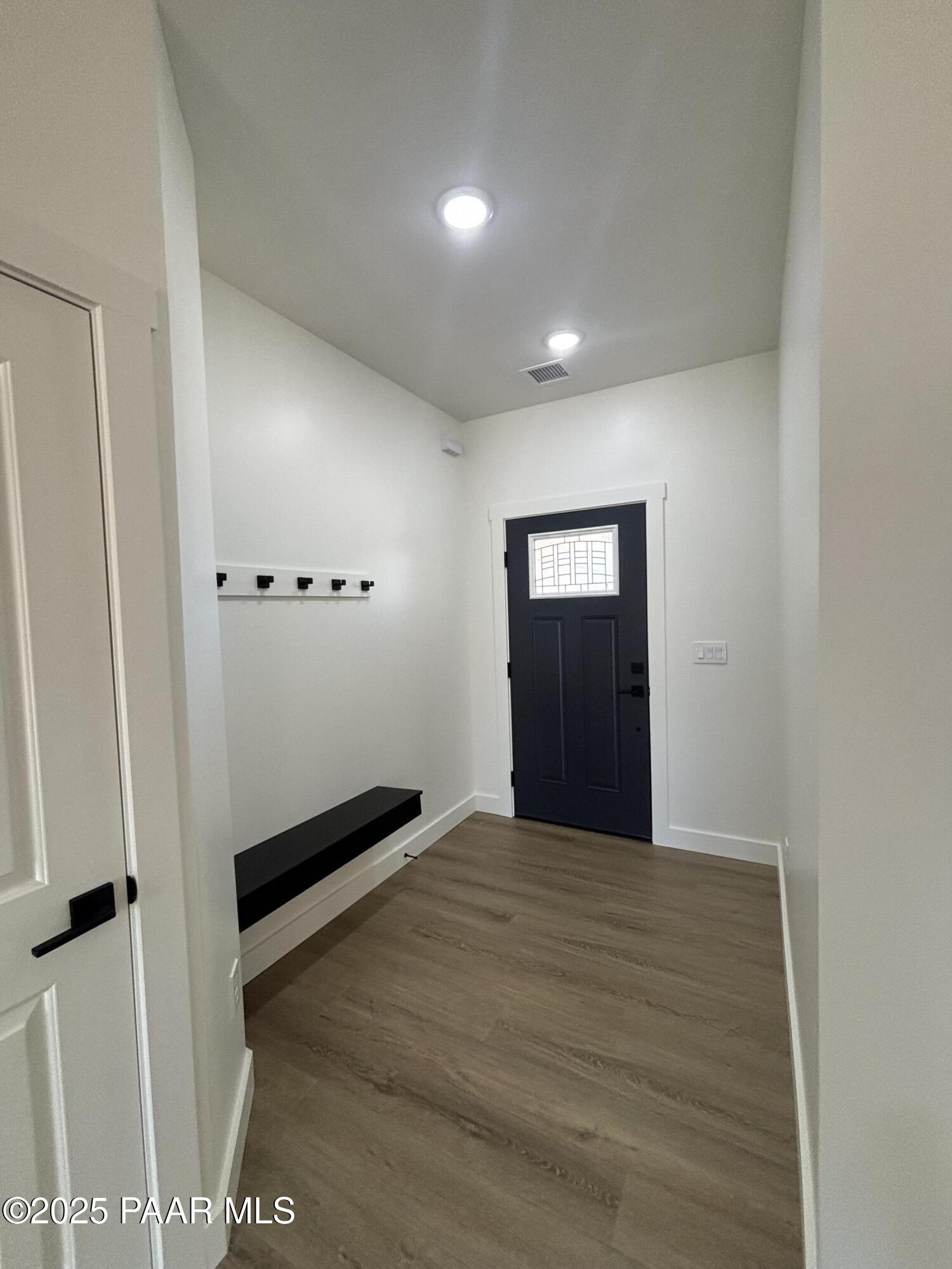 3624 N Meadowlark Drive