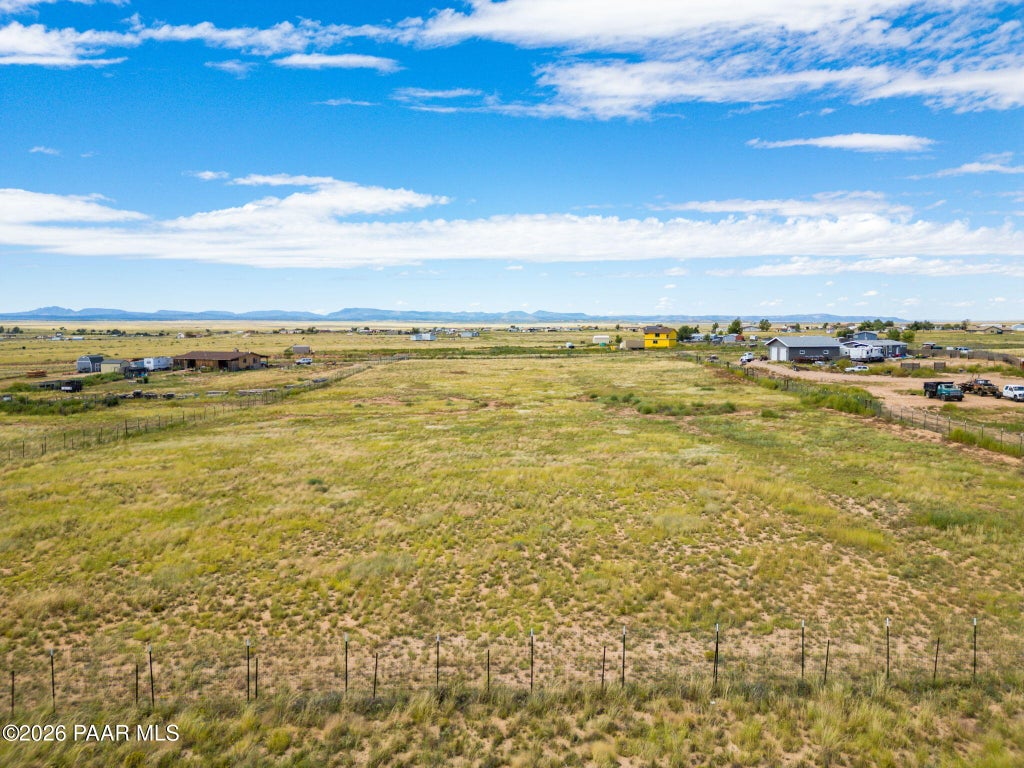 Photo of 26767 N Sweet Pea Bud Lane, Paulden, AZ 86334 (MLS # 1085316)