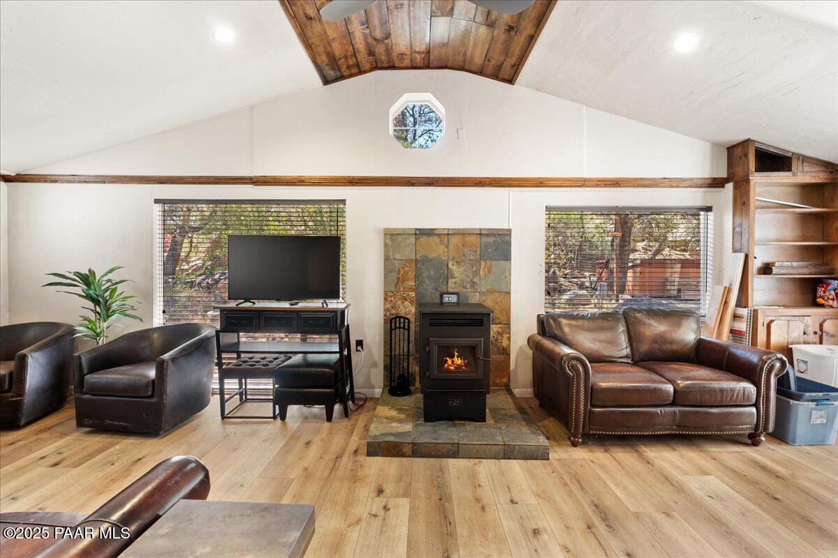 1710 Thumb Butte Road