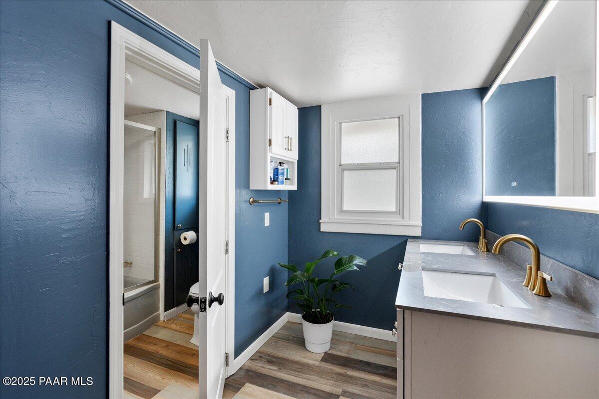 1710 Thumb Butte Road