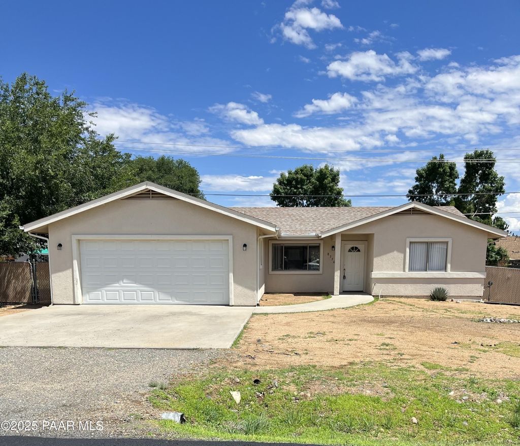Photo of 8330 E Manley Drive, Prescott Valley, AZ 86314 (MLS # 1077138)