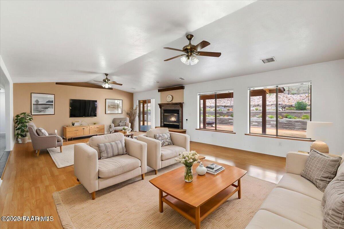20775 N Hackamore Lane