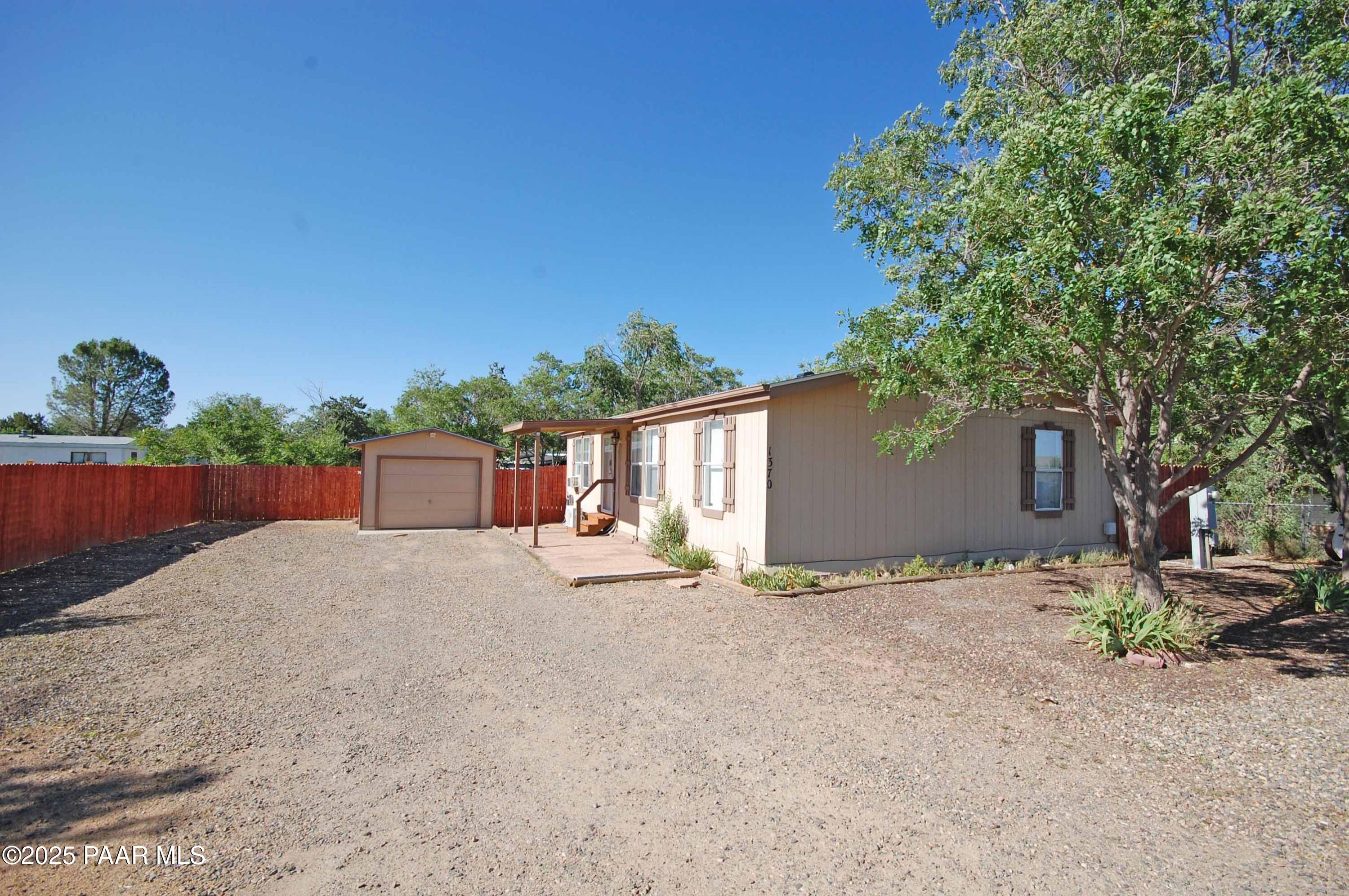 1370 Merritt Lane