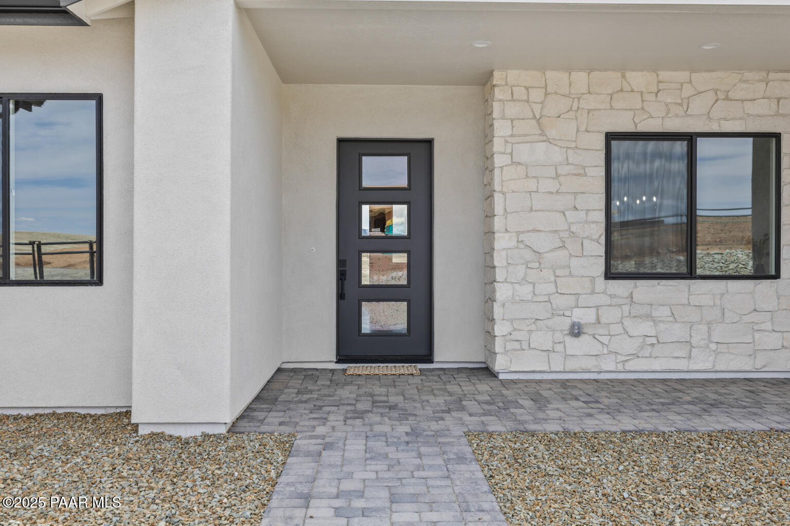 6829 E Sapphire Lane