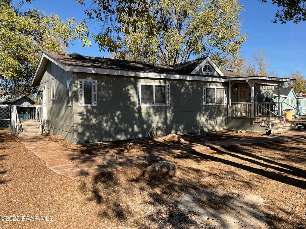 Photo of 1930 Javelina Path Path, Chino Valley, AZ 86323 (MLS # 1078028)