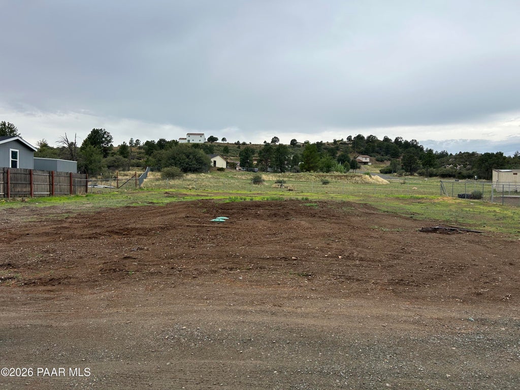 Photo of 18318 S Frontier Road, Peeples Valley, AZ 86332 (MLS # 1084388)