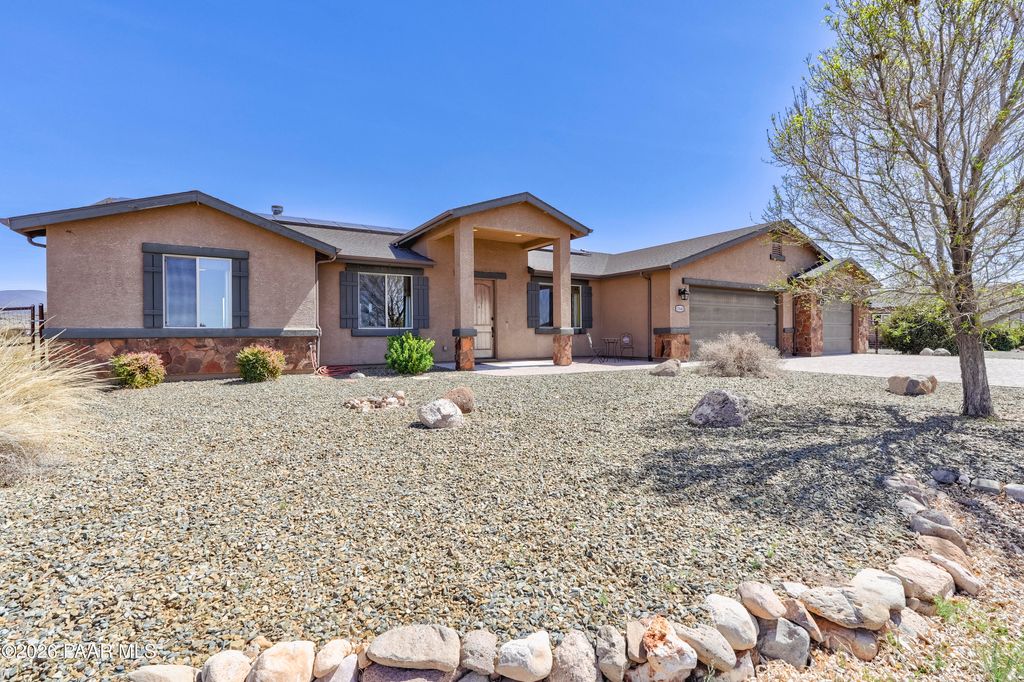 Photo of 12645 N Porter Camp Trail, Prescott Valley, AZ 86315 (MLS # 1080578)
